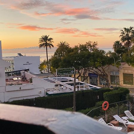 Studio With Views Next To Puerto Marina The Green Door Benalmádena Exterior foto
